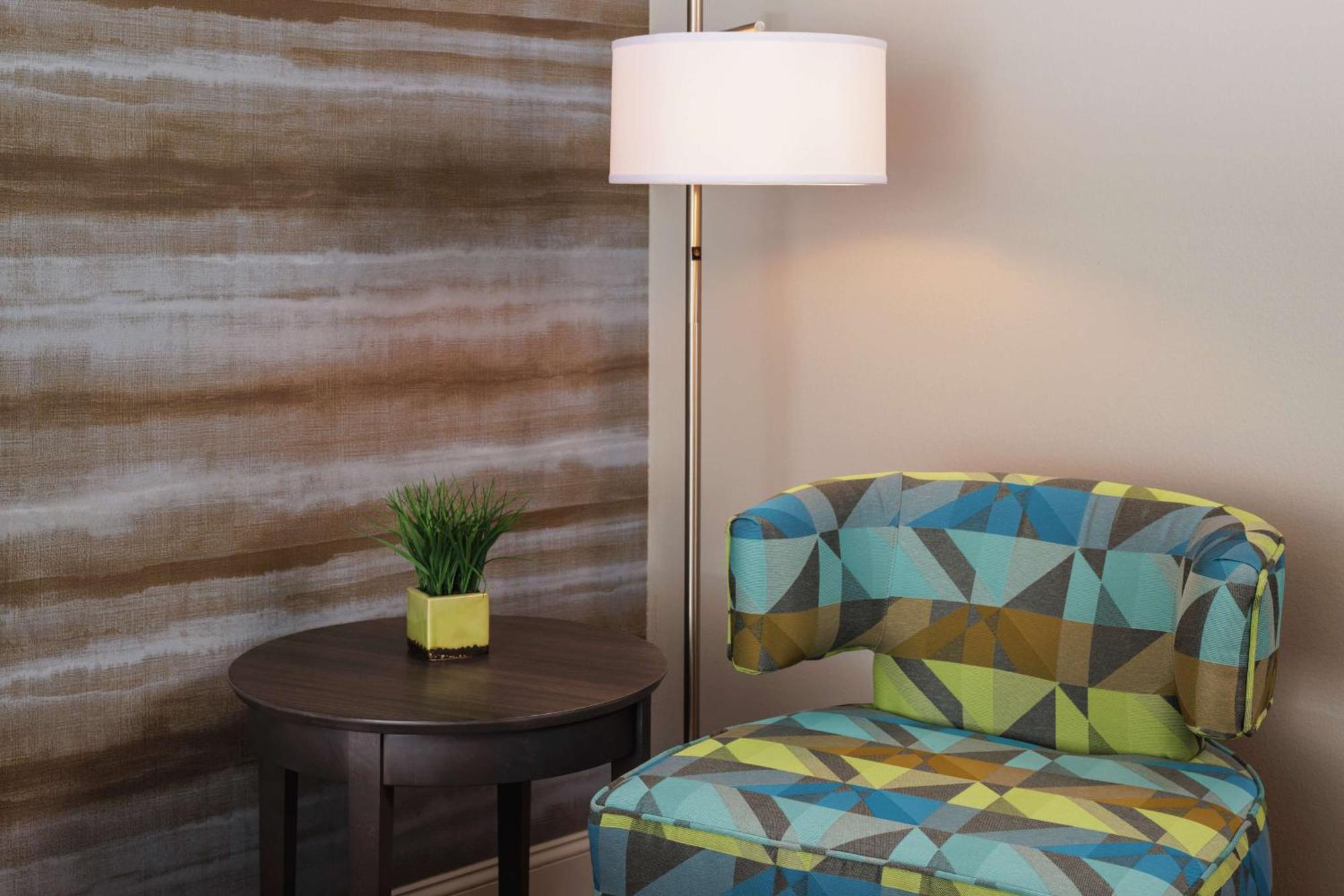 Hotel Trilogy Albany Airport, Tapestry Collection By Hilton Latham Eksteriør billede